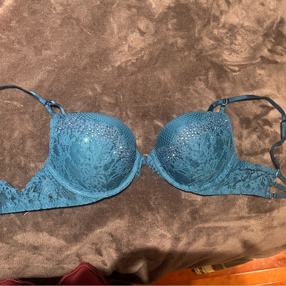 Victoria's Secret Teal Lace Bra